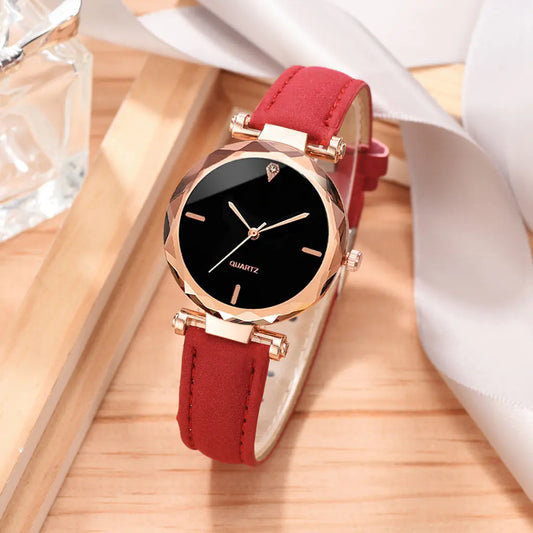 Chic Women's Everyday Quartz Watch