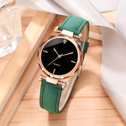 Chic Women's Everyday Quartz Watch