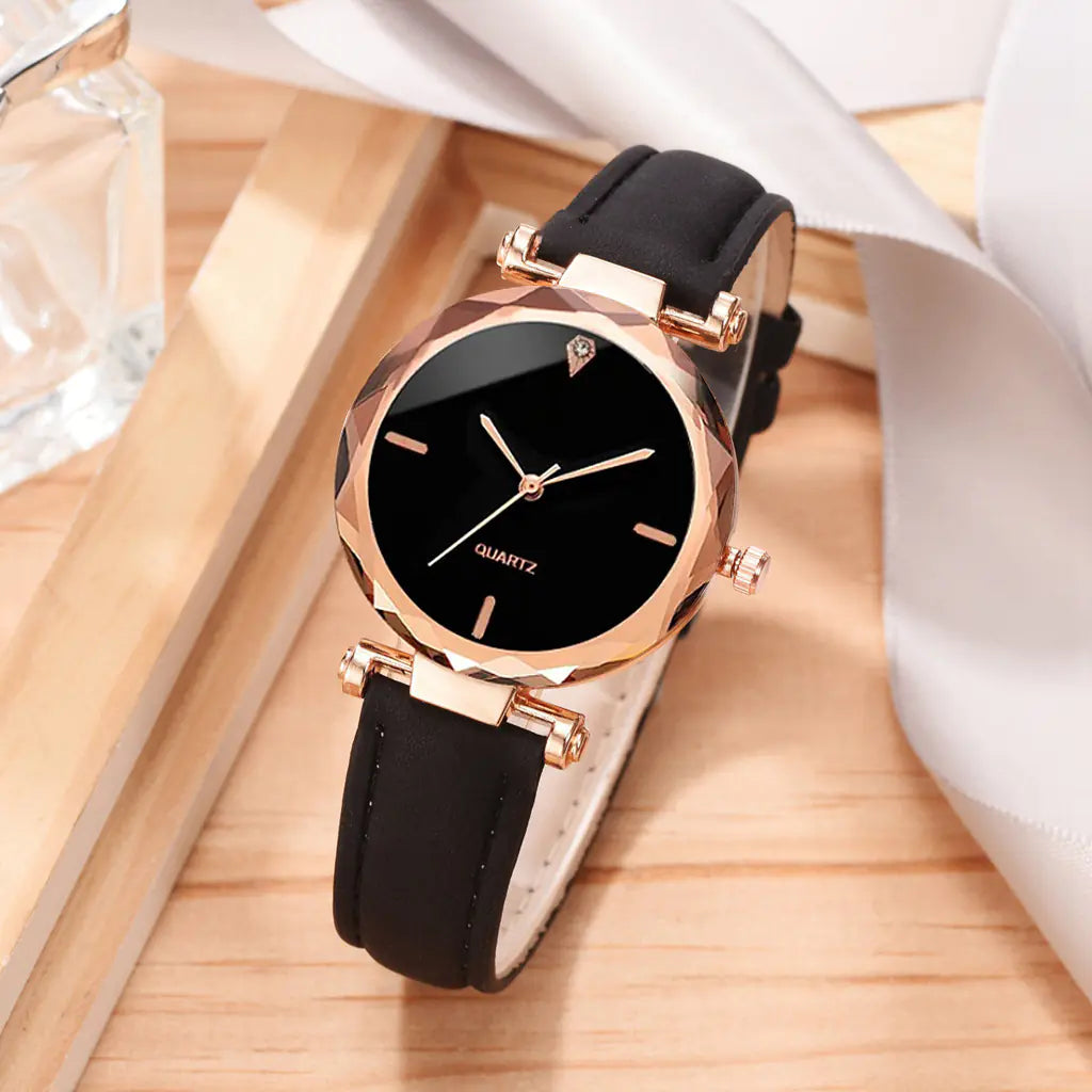 Chic Women's Everyday Quartz Watch